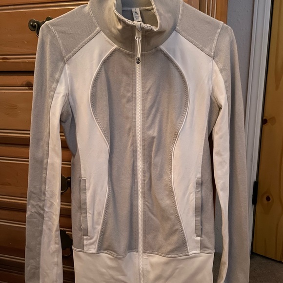 Lululemon Nice Asana Jacket - Picture 3 of 7